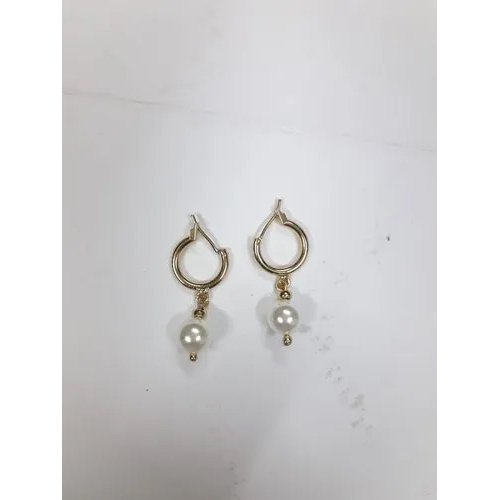 Ladies Gold Polish Earring Gender: Women