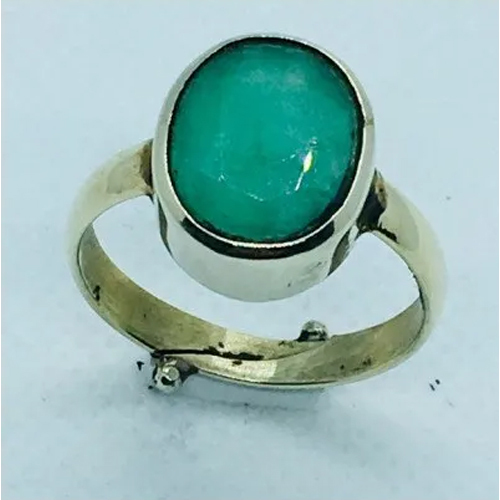 Emerald Panna Ring
