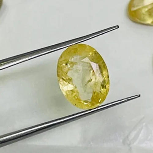 Ceylon and Sri Lankan Yellow Pukhraj Sapphire