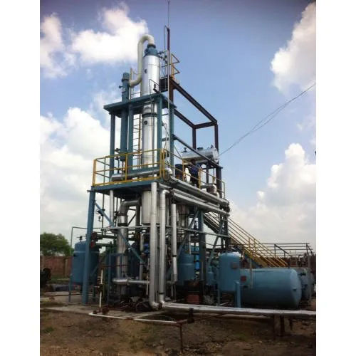 Semi-automatic Industrial Distillation Plant By https://www.tradeindia.com/prakash-industries-4314877/