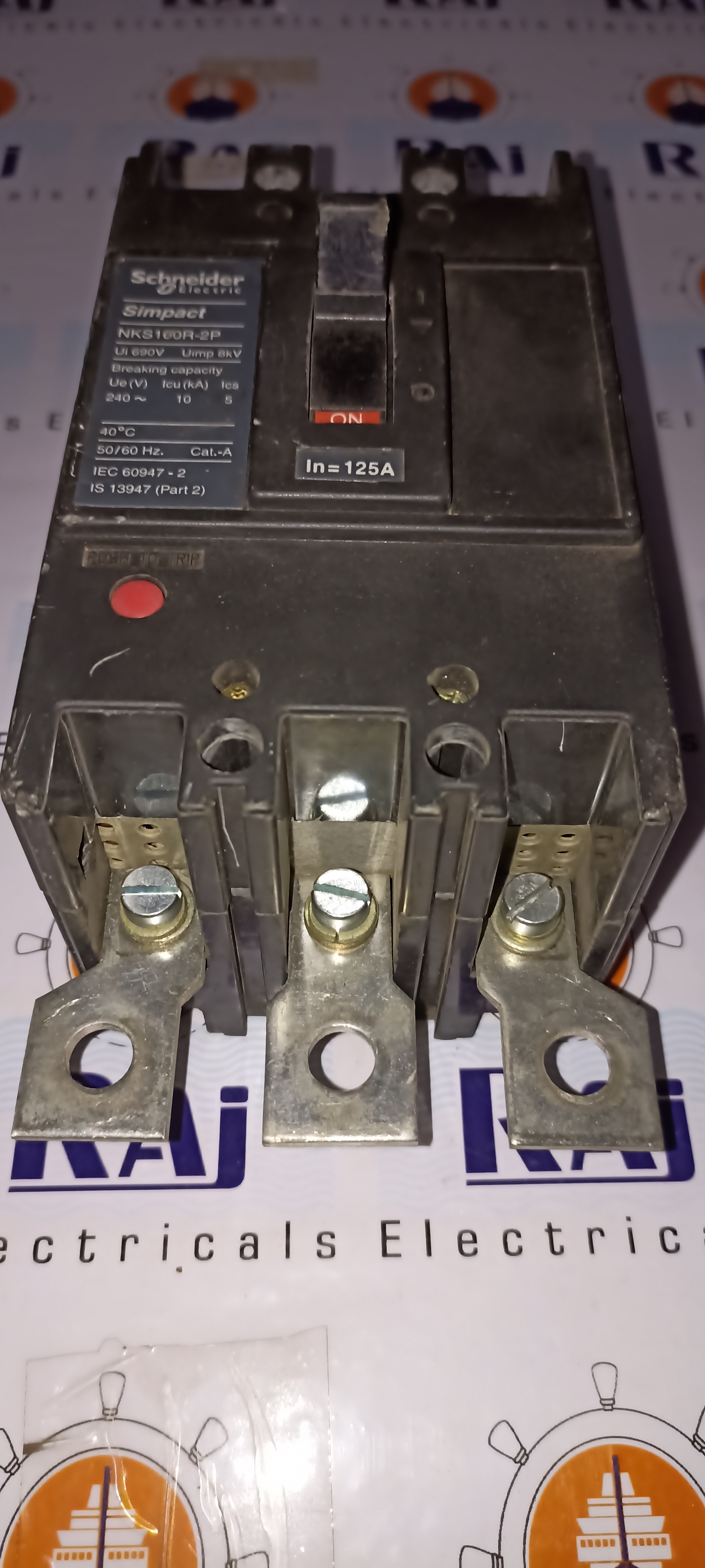 SCHNEIDER SIMPACT (NKS 160R-2P) 125A 3P MCCB