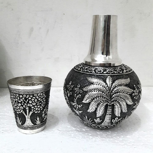 Kunja Surayi Set With Glass Design: Modern