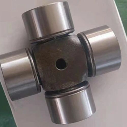 Auto Part Cross Assembly Cardan Shaft Universal Joint Bearing