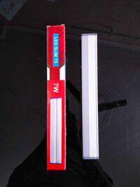 led tube light 7 watt