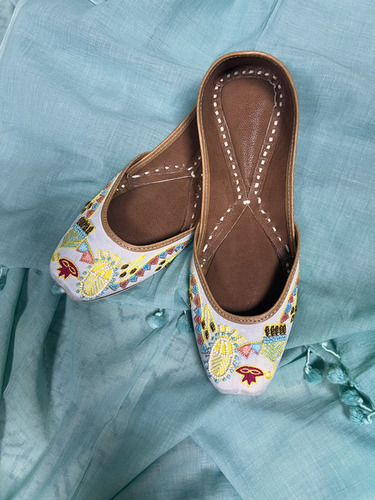 Sky Blue Punjabi jutties