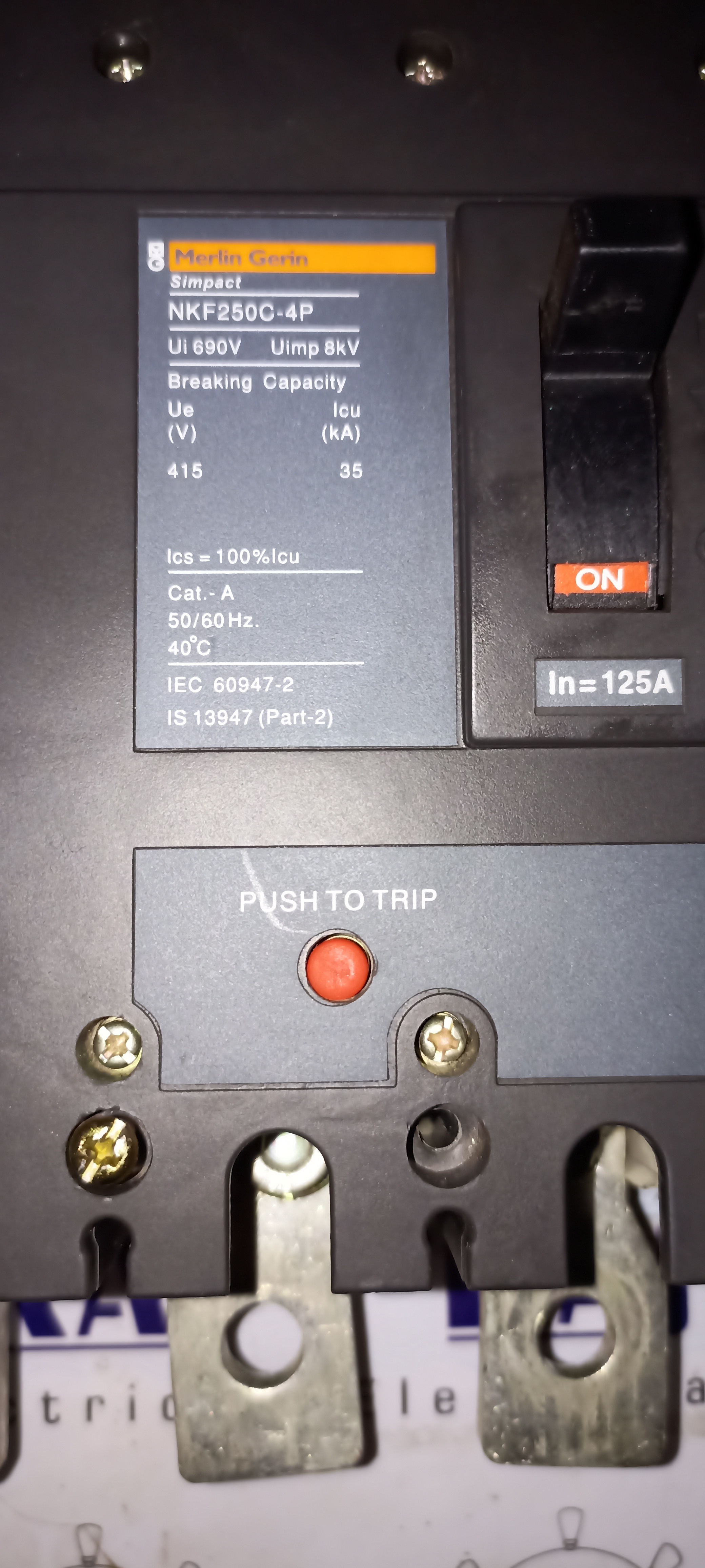 MERLIN GERIN (NKF250C-4P) 125A 4P MCCB