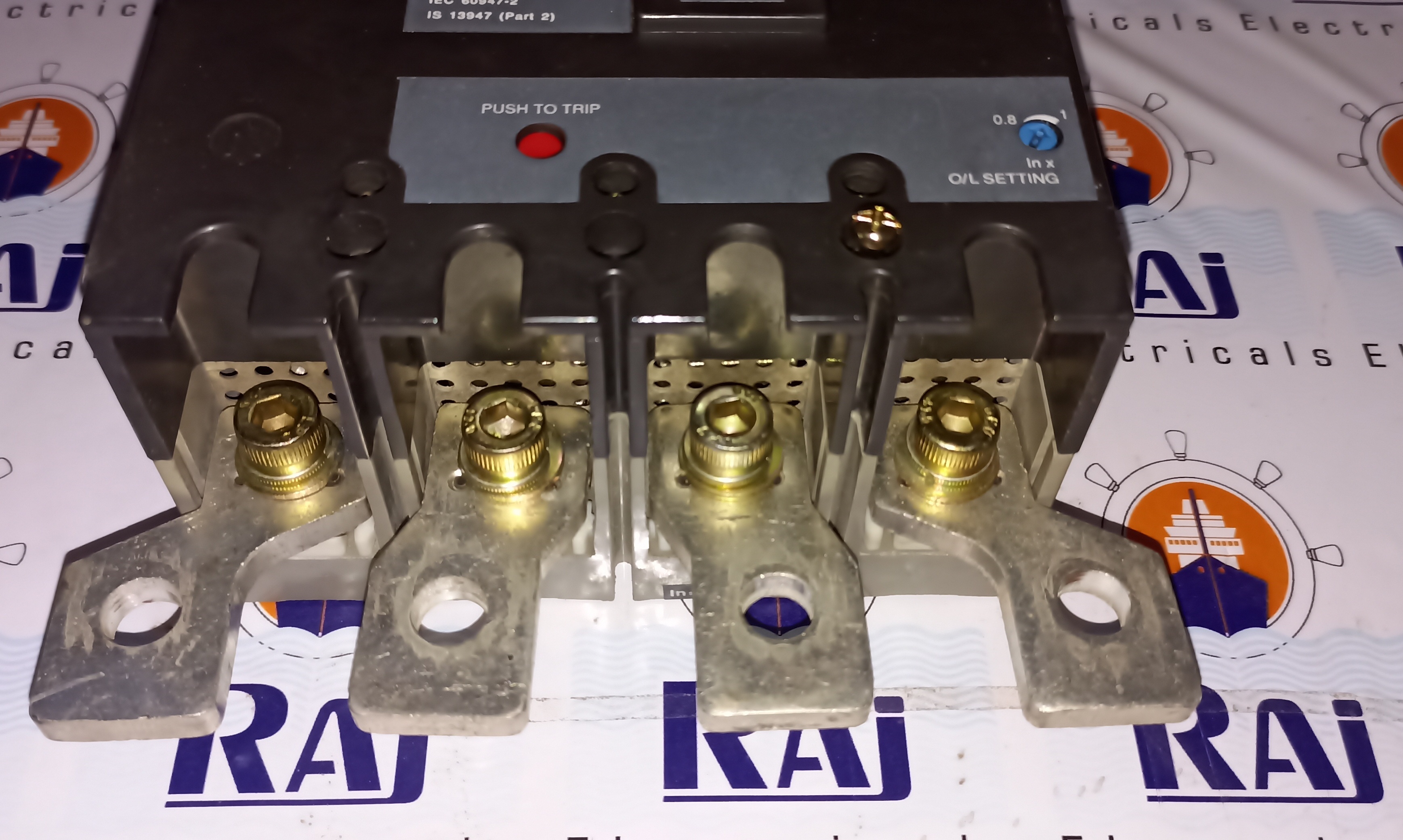 MERLIN GERIN (NKF250C-4P) 160A 4P MCCB