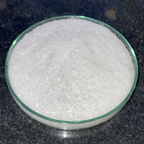 White Avobenzone Powder