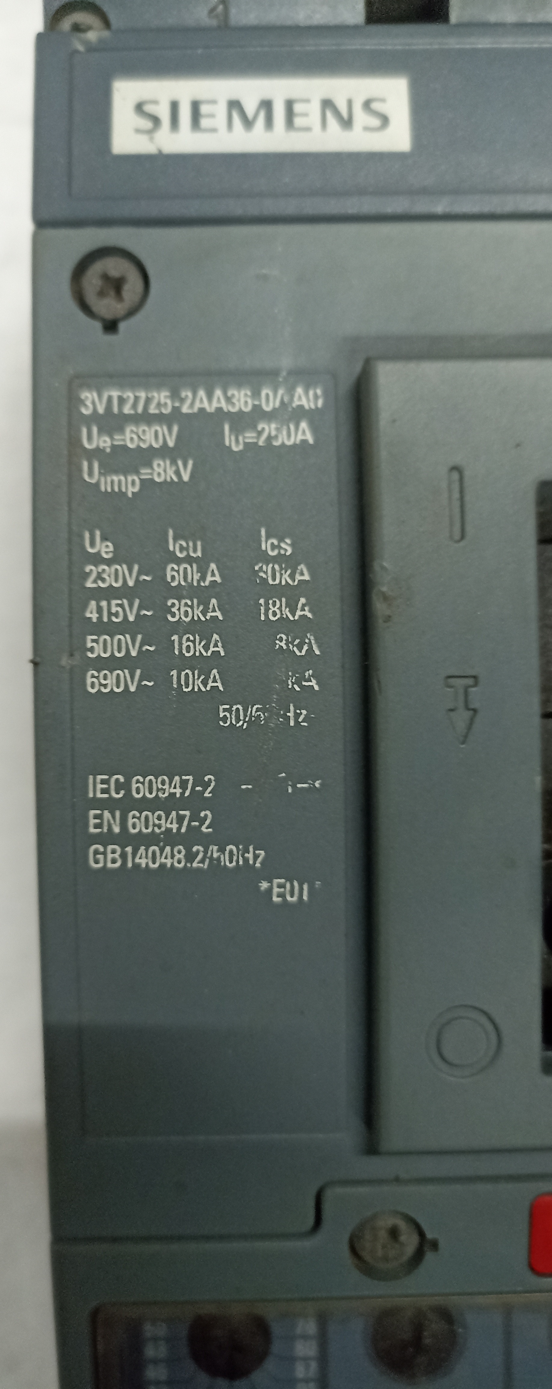 SIEMENS (3VT2) 100A 3P MCCB