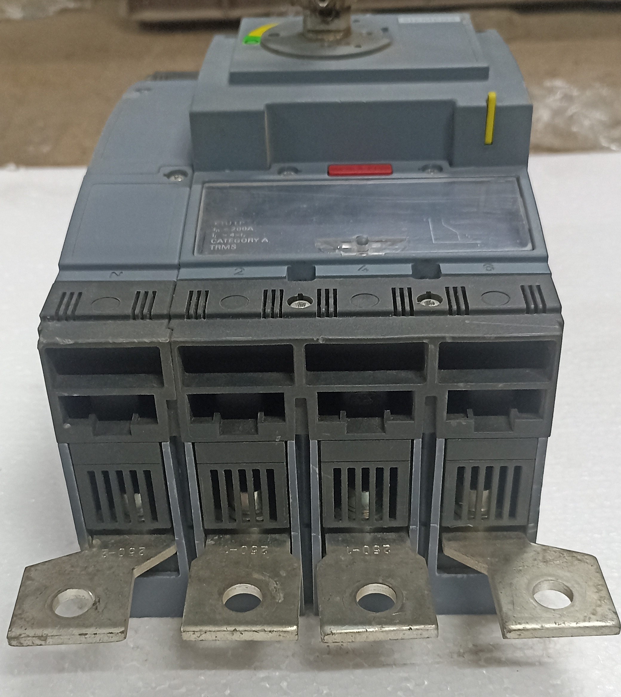 SIEMENS (3VT2) 200A 4P MCCB