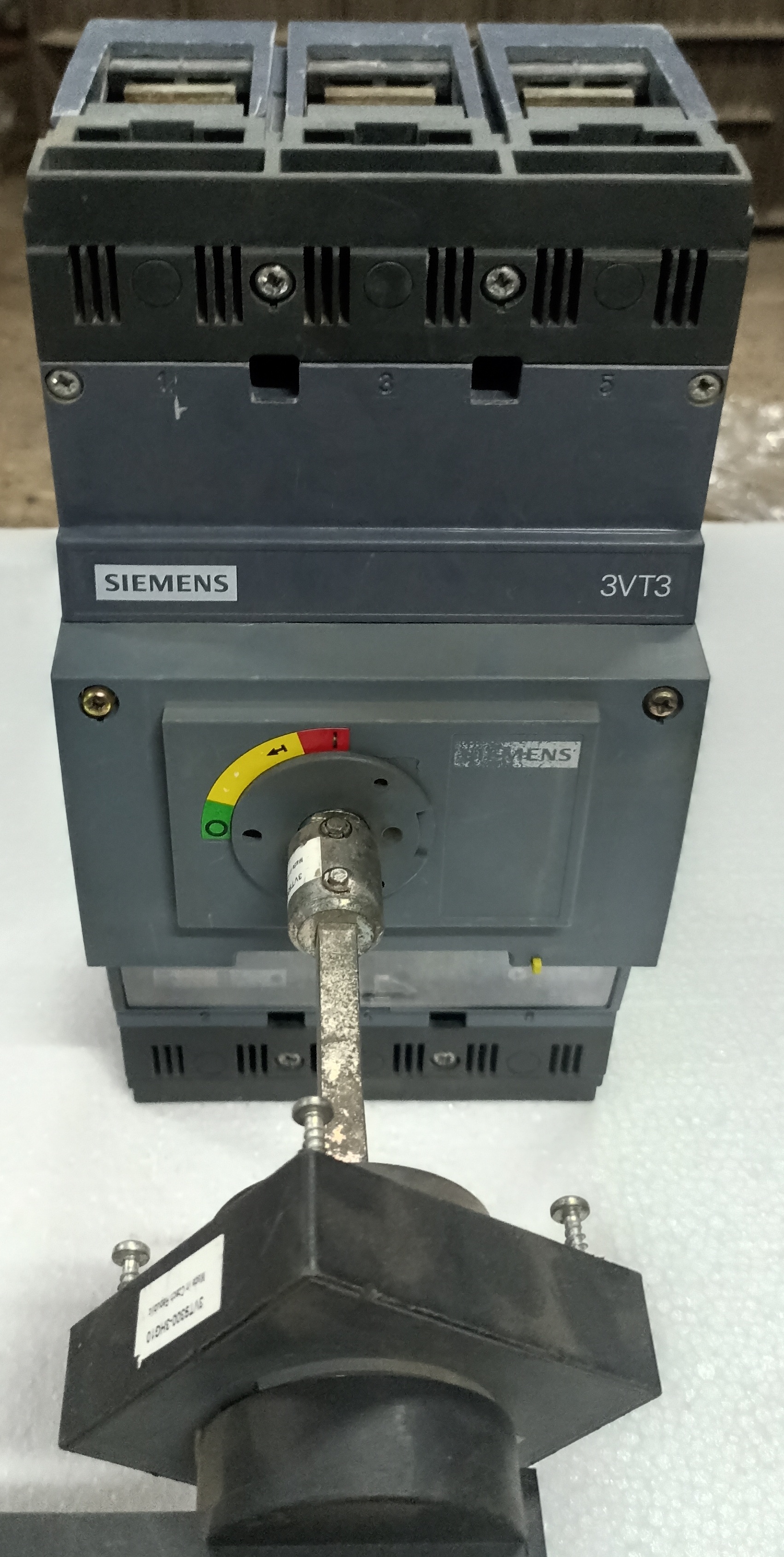 SIEMENS (3VT3) 630A 3P MCCB