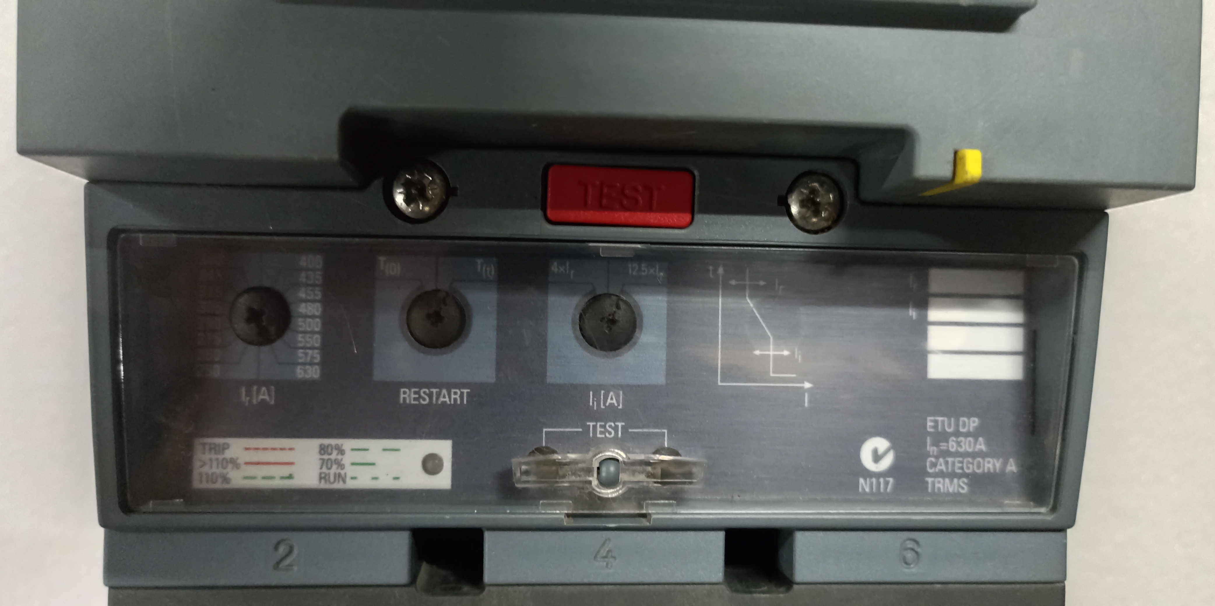 SIEMENS (3VT3) 630A 3P MCCB