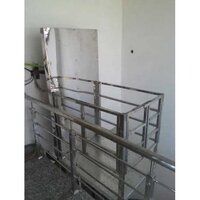 Hydraulic Wall Mounted Lift