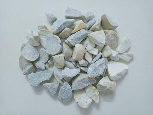 Crushed stone decorative aggregate briz color natural shinny sand stone