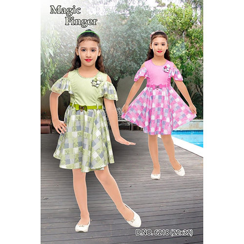 6218 22x32 Kids Modern Frock