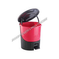 Small Easy Pedal Bin Application: Household