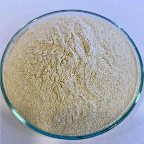 White General Vitamin Premix Powder