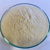 White General Vitamin Premix Powder