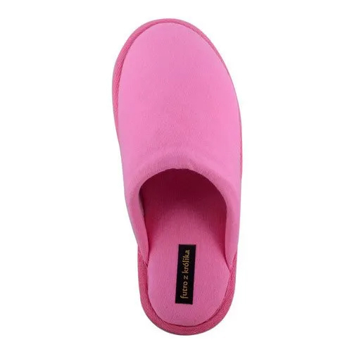 Pink Closed Toe Carpet Slippers