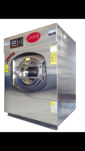 Large-capacity laundry machine