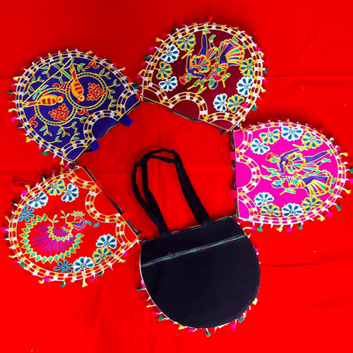 14 x 15 inch Ari Thali Design Embroidered Fashion Bag