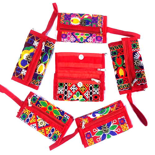 Ladies Pouch