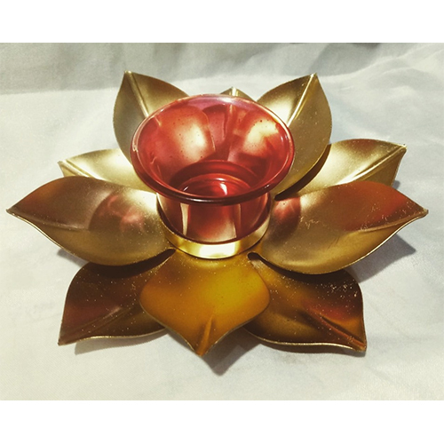 2512 Lotus Candle Holder Size: 6.5X2X6.5 Inch