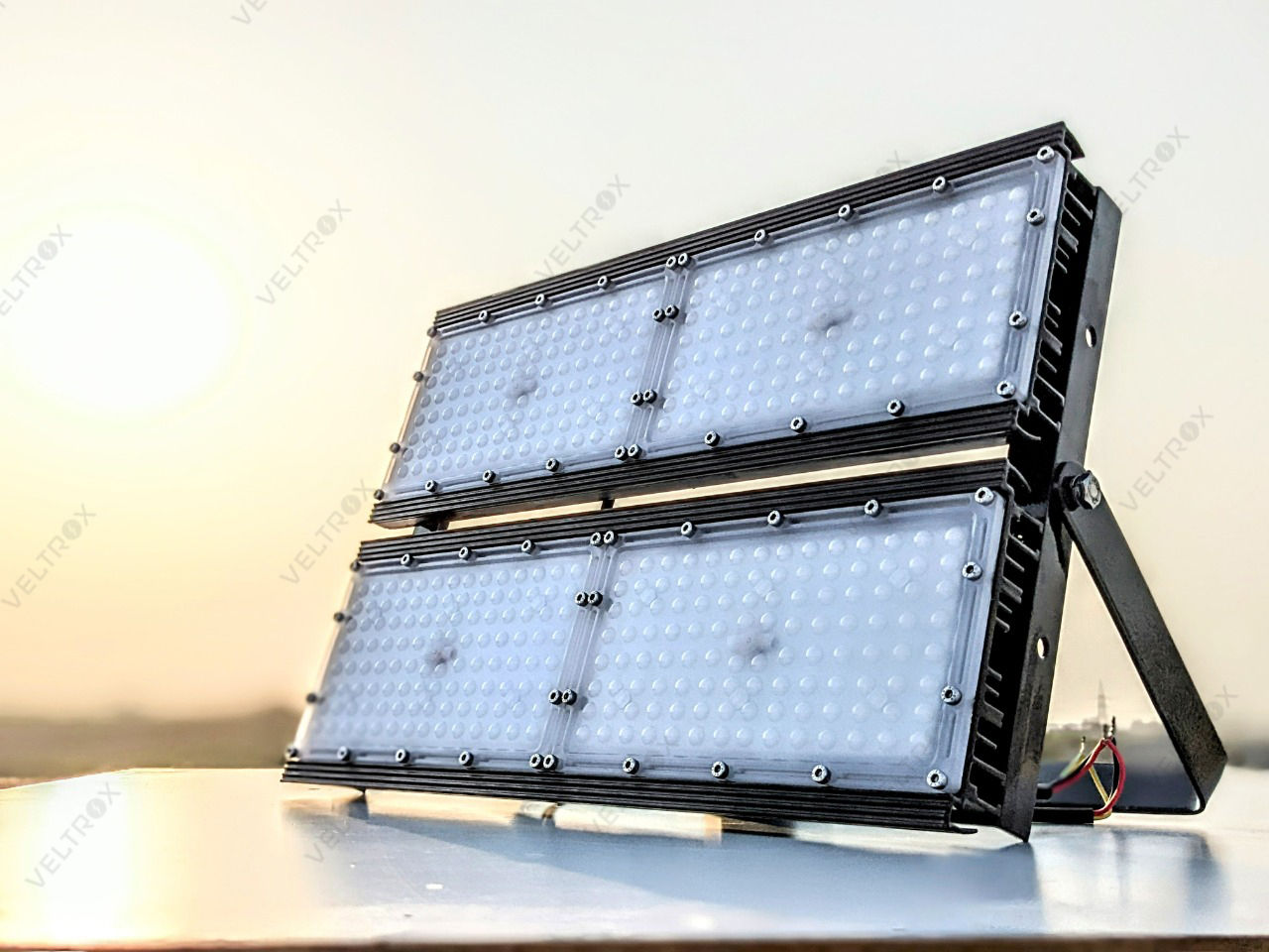 100W LED Antiglare Lens Flood Light