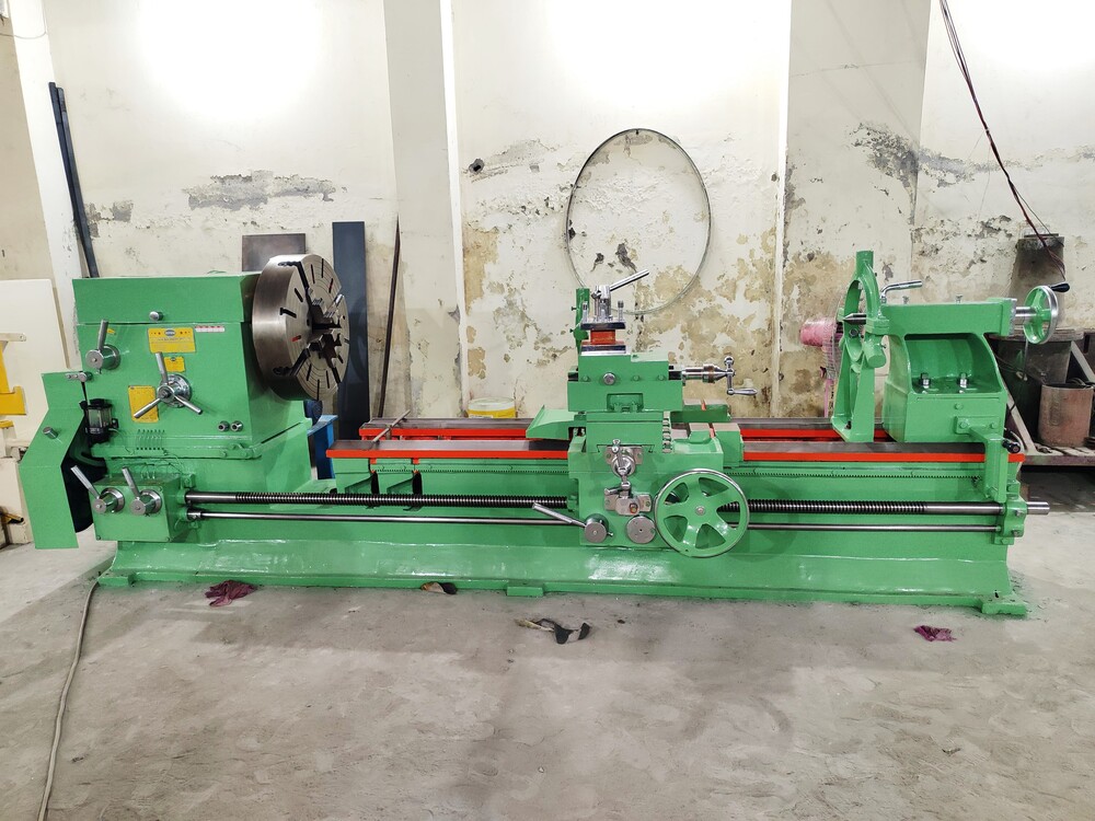 Extra Heavy Duty Lathe Machine