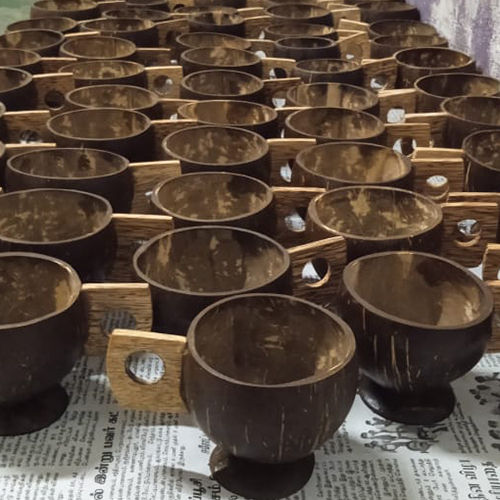 Different Available Coconut Shell Tea Cup