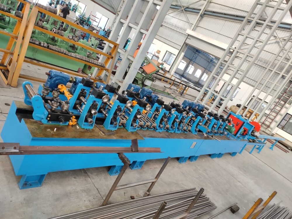 Industrial Tube Mill Machine - Color: Blue