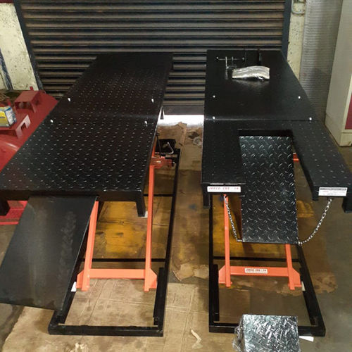 Bullet  Ramp Scissor Lift