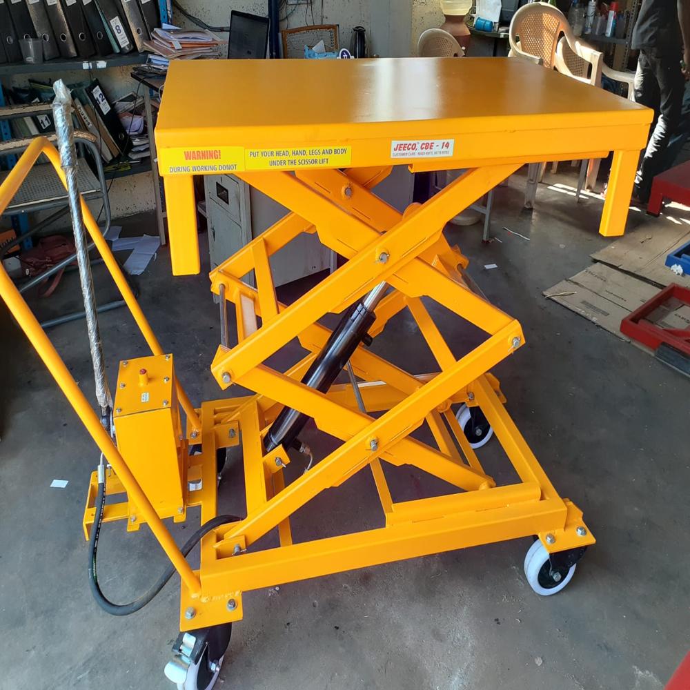Scissor Lift Tables - Capacity: 500 Kg