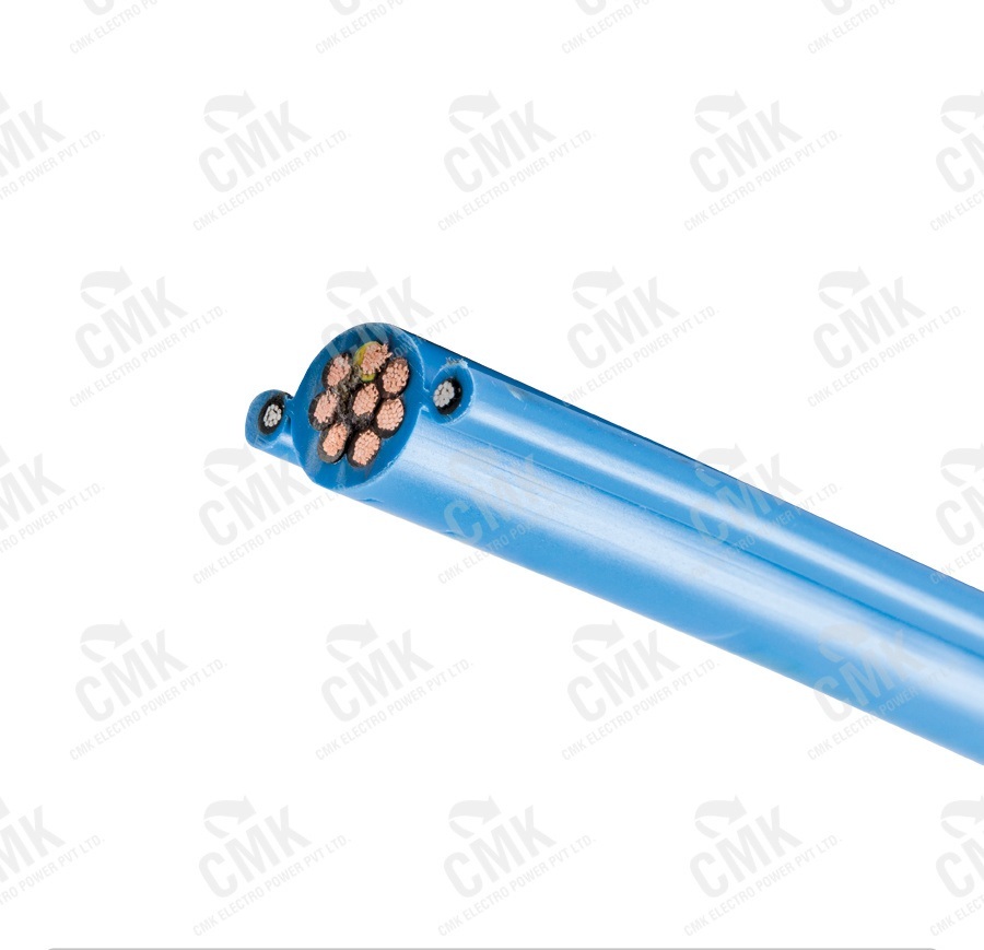ROUND CABLE WITH DUAL STRAIN RELIEF CORDS