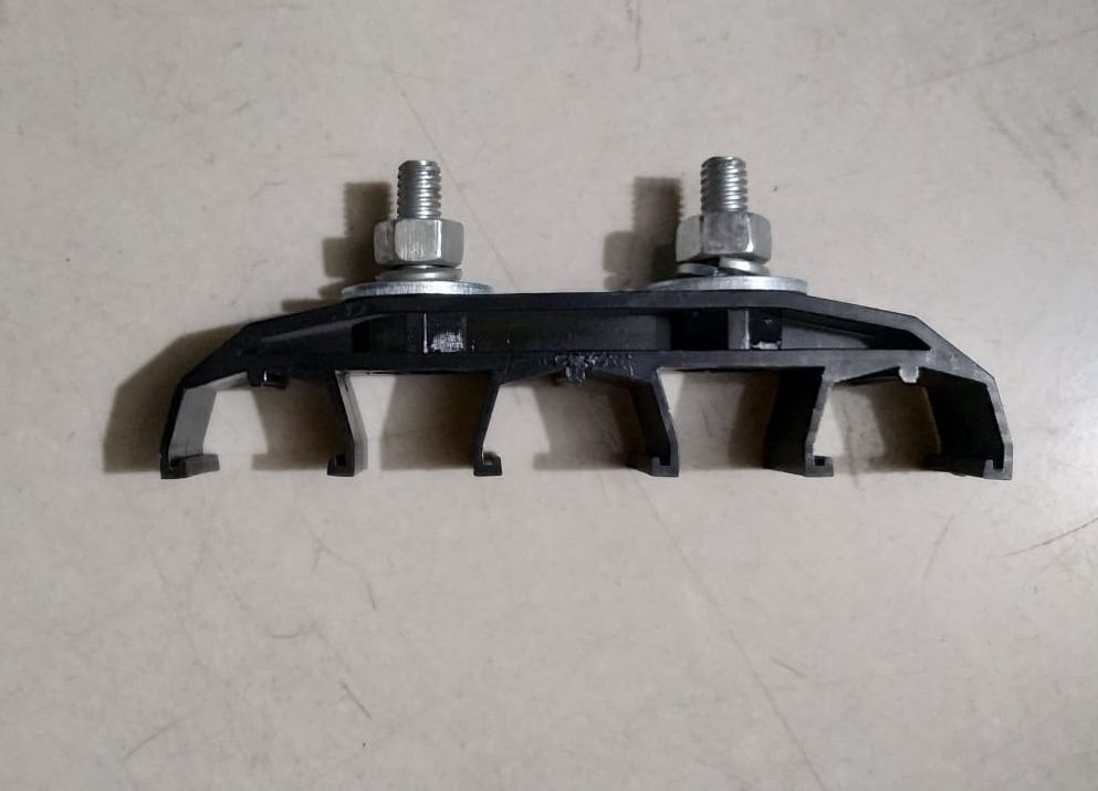 Hanger Clamp 4 Pole