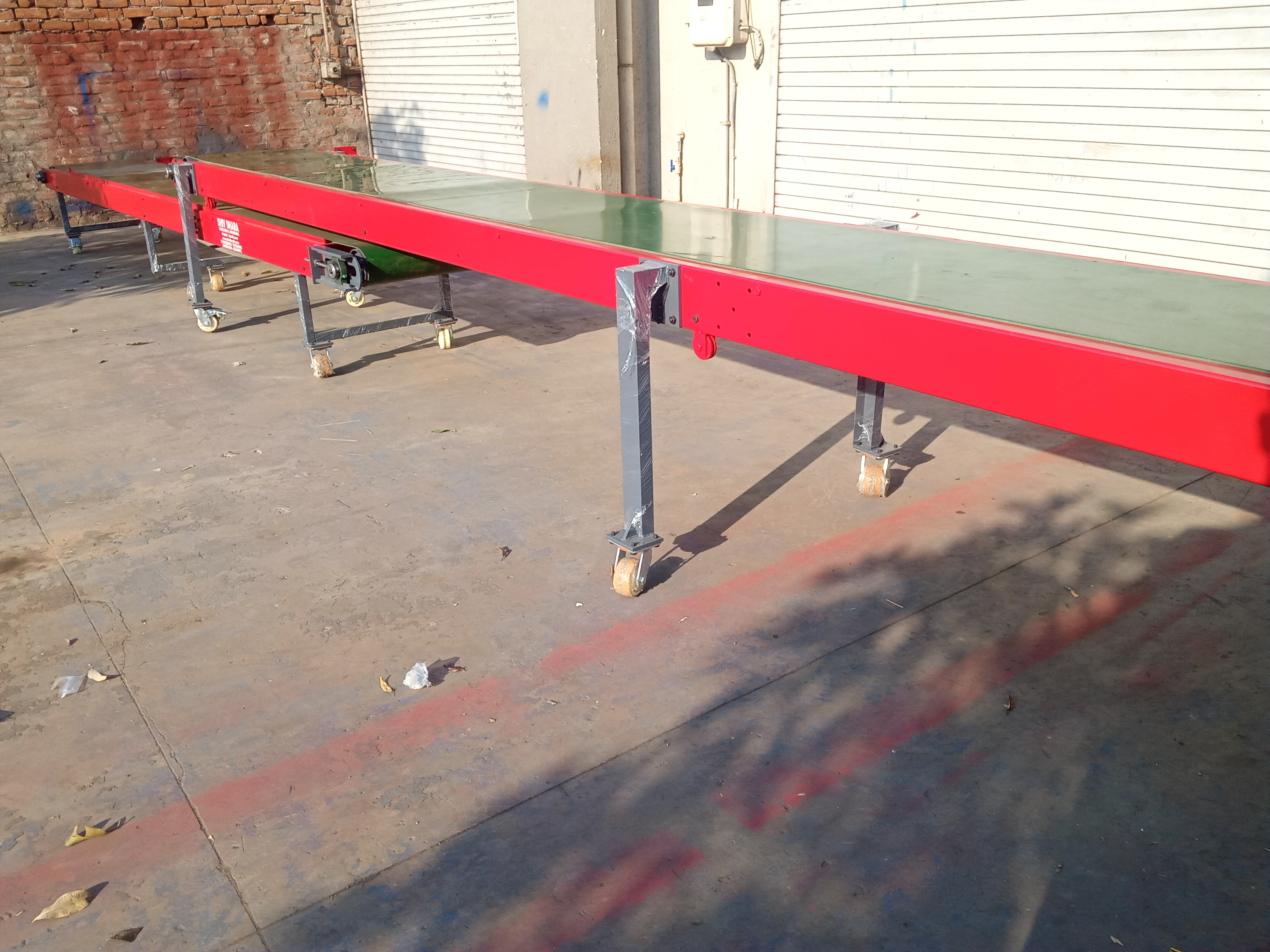 Roller Conveyor System