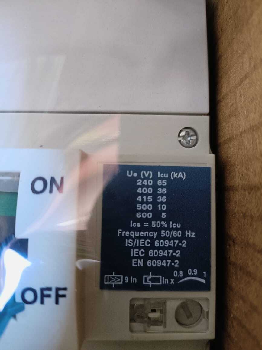 LT NEW (DU250) 250A 4P MCCB