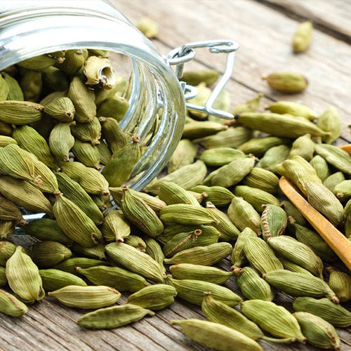 Common Fresh Green Cardamom