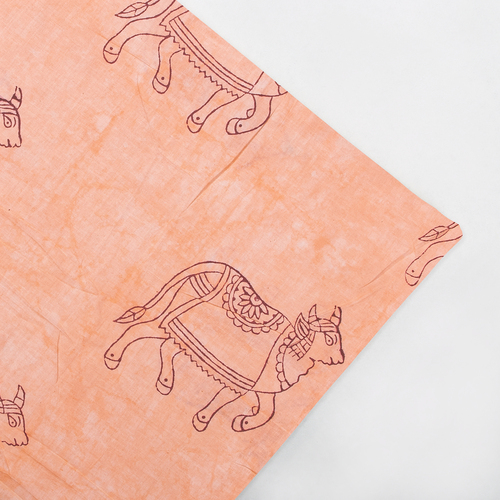 LIGHT PEACH ANIMAL COTTON PRINTED FABRIC