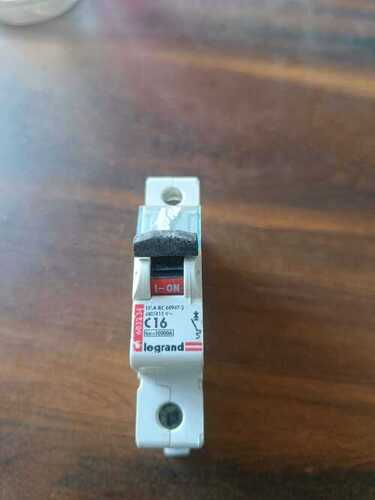 LEGRAND MCB
