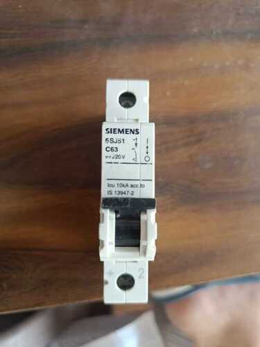 White Siemens Mcb