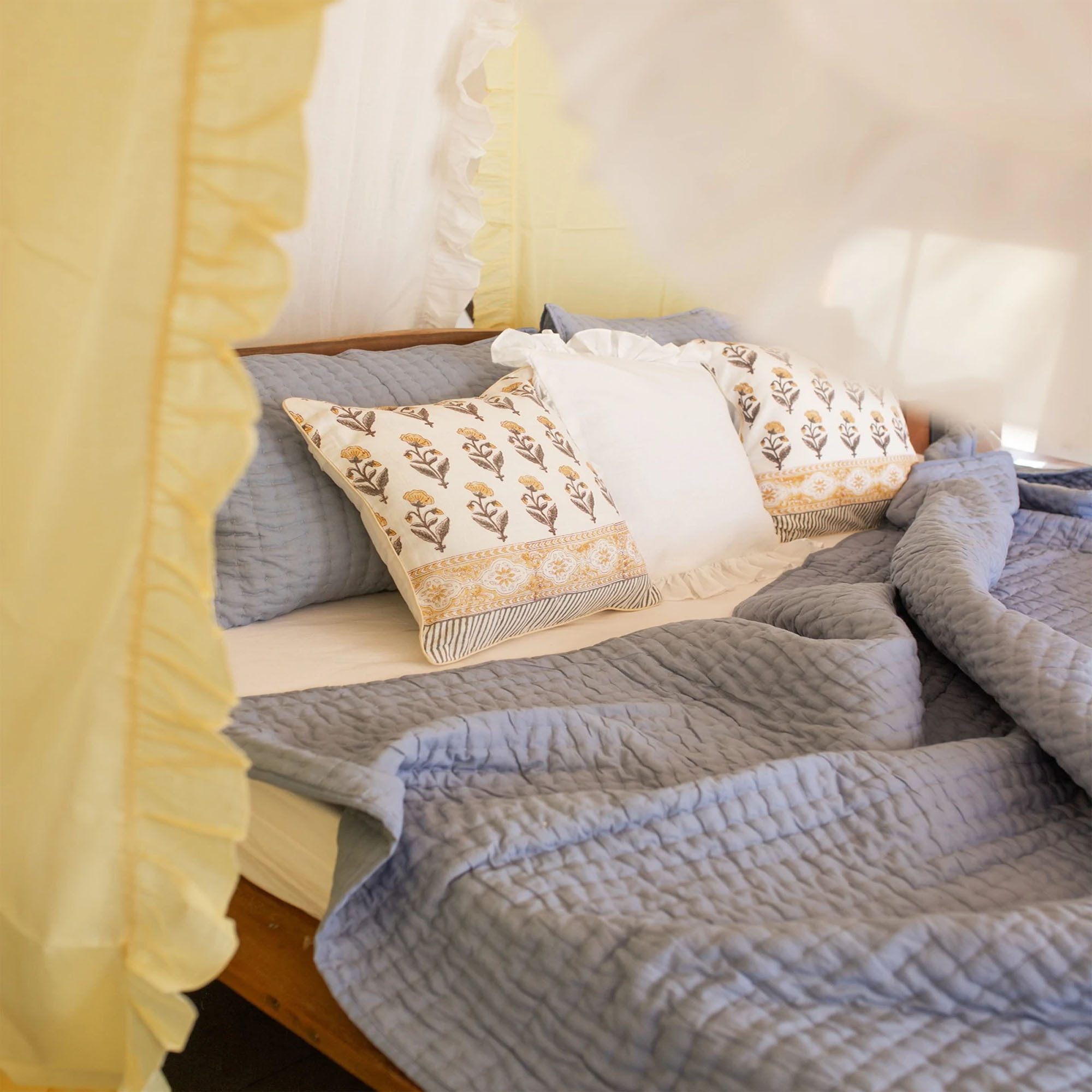 JAIPURI GREY COLOR DOUBLE BED RAZAI PURE COTTON QUILT