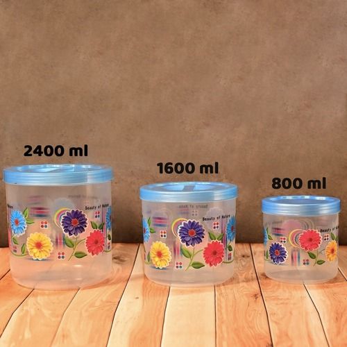 PLASTIC CONTAINER STORAGE