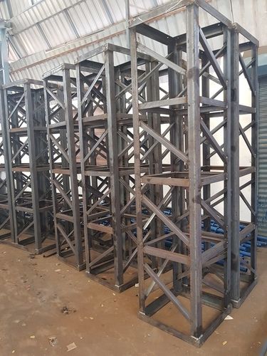 INDUSTRIAL TRUSSES