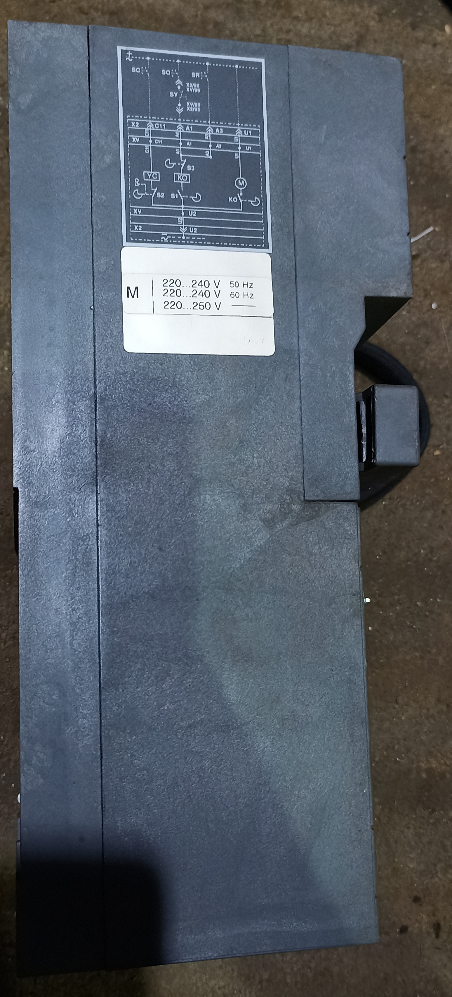 ABB (SACE S6H) 630A 3P MCCB