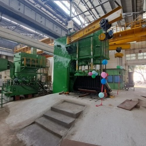 HEAVY DUTY HYDRAULIC PRESS MACHINES