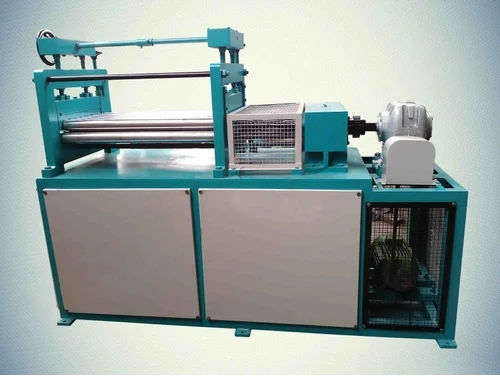 SHEET METAL STRAIGHTENING MACHINE