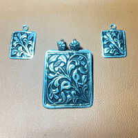 Silver 92.5 Ladies Silver Pendant Set With Earrings