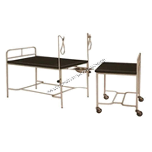 3 Section Top Obstetric Delivery Bed In 2 Parts Application: Medical Purpose