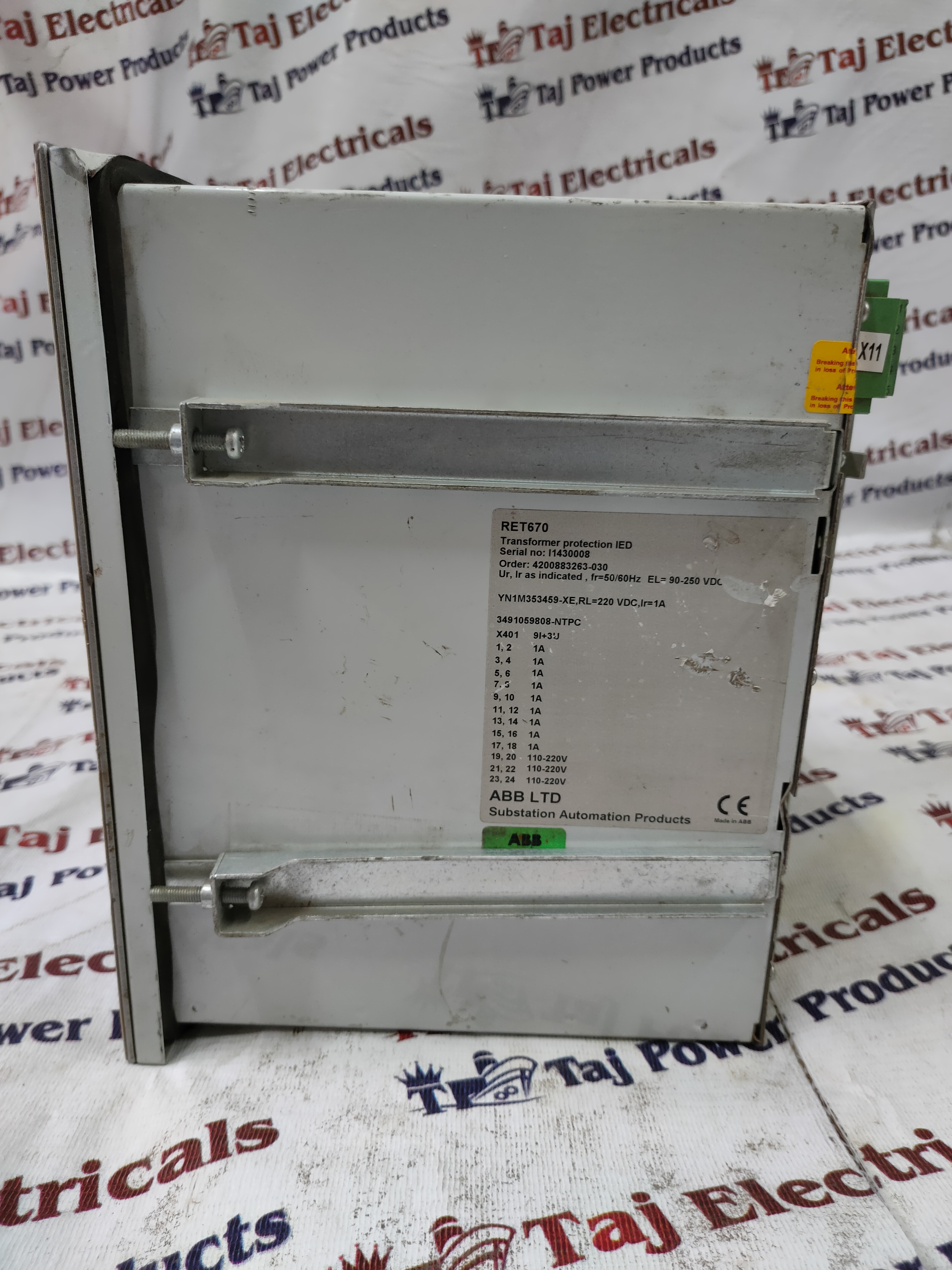 ABB RET6704200883263-030 PROTECTION RELAY
